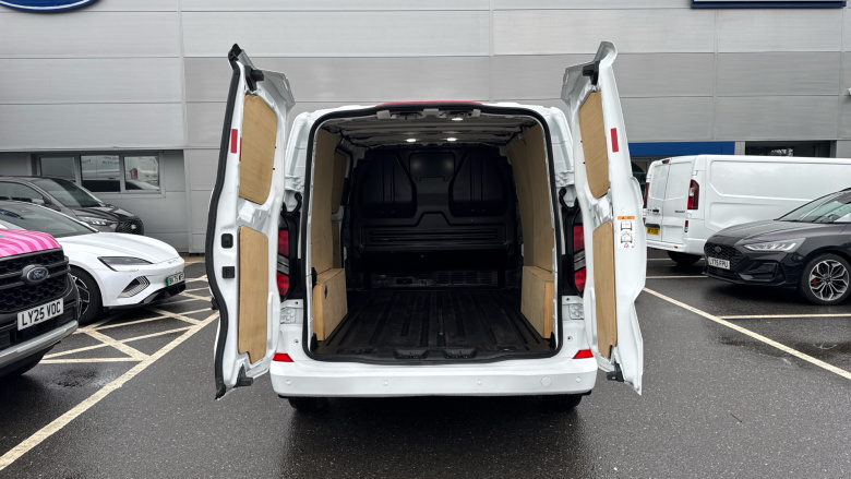 Ford Transit Custom 300 L1 Diesel Fwd 2.0 EcoBlue 136ps H1 Van Limited